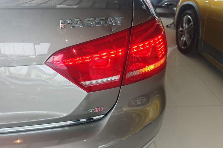 Used Volkswagen Passat 2014 1.8TSI DSG Prestige Edition