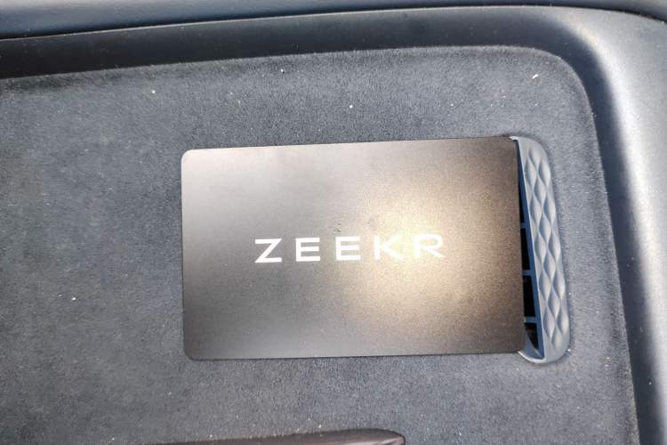 Used Zeekr 007 2024 Rear-Drive Intelligent Driving Version 75 kWh