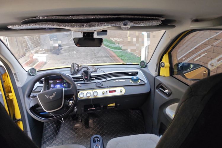 Used Wuling Hongguang MINIEV 2021 Macaron Fashion Model Lithium Iron Phosphate
