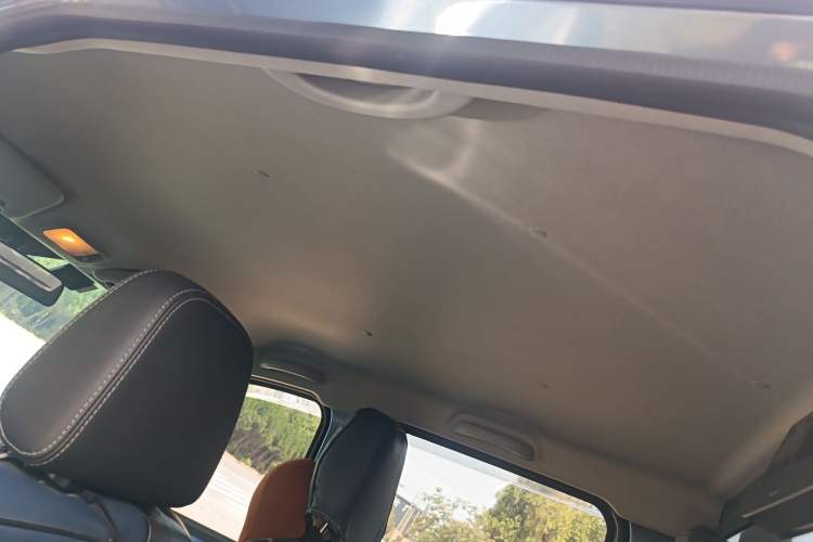 Used Wuling Zhengtu 2021 1.5L Adventure LAR
