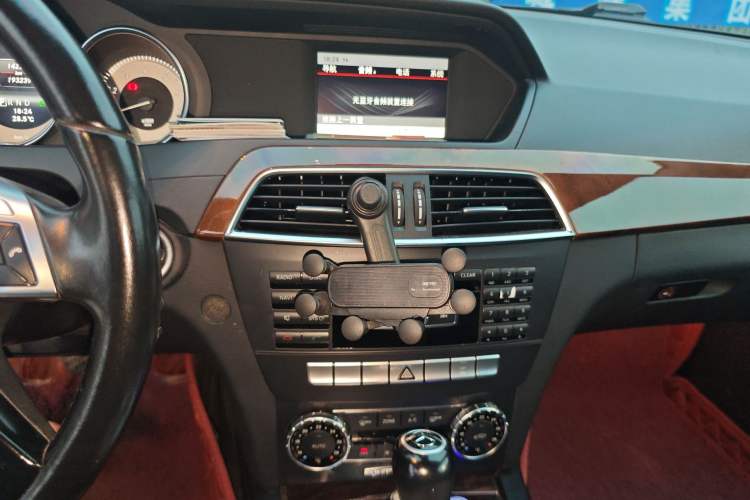 Used Mercedes-Benz C-Class 2013 C 260 Elegant Grand Edition Audio And AC Panel