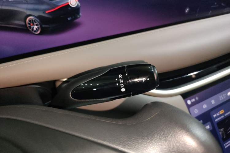 Used IM L6 2025 Ultra Model Gear Lever