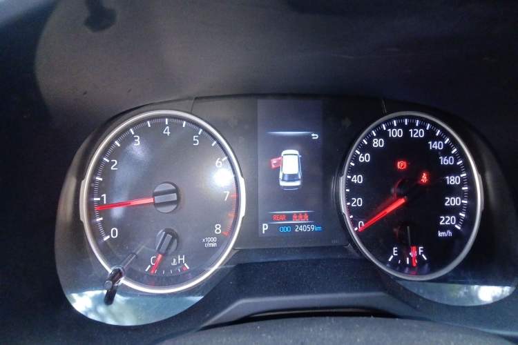 Used Toyota Wildlander 2022 Updated Version 2.0L CVT Two-Wheel Drive Leading Edition
