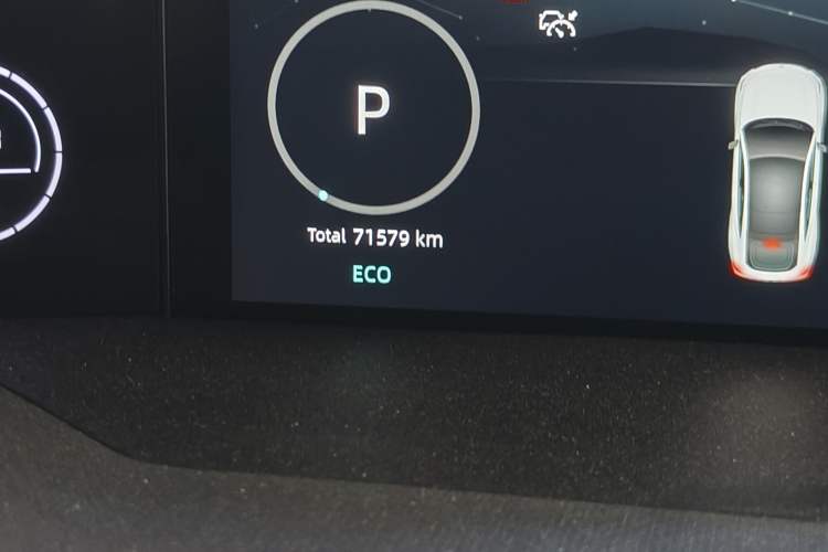 Used CHANGAN UNI-V 2022 1.5T Prestige Version Odometer Close Up