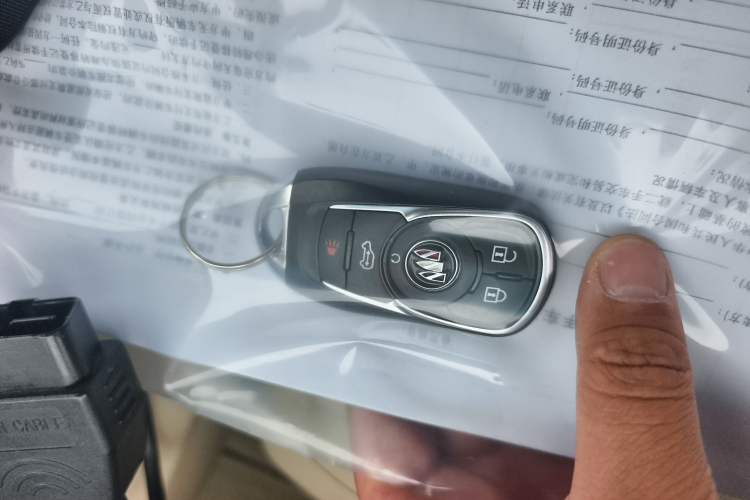 Used Buick GL8 2023 Facelifted Land Cruiser Executive Luxury Version