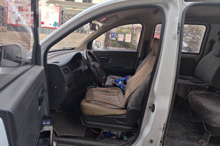 Used Wuling Rongguang V 2018 1.5L Standard Version Left Front Seat