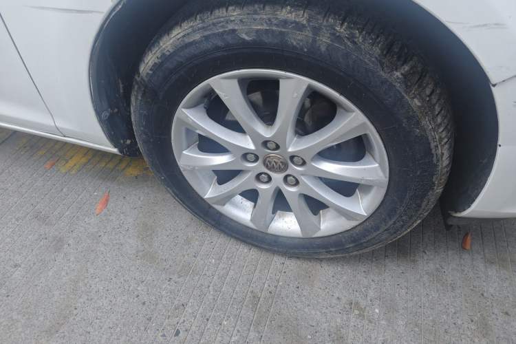 Used Buick GT 2010 XT 1.8L Automatic Fashion Edition
