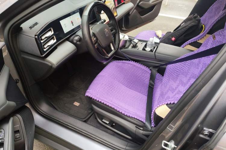 Used BYD Qin L 2025 DM-i Smart Drive 120KM Leading Model Left Front Seat