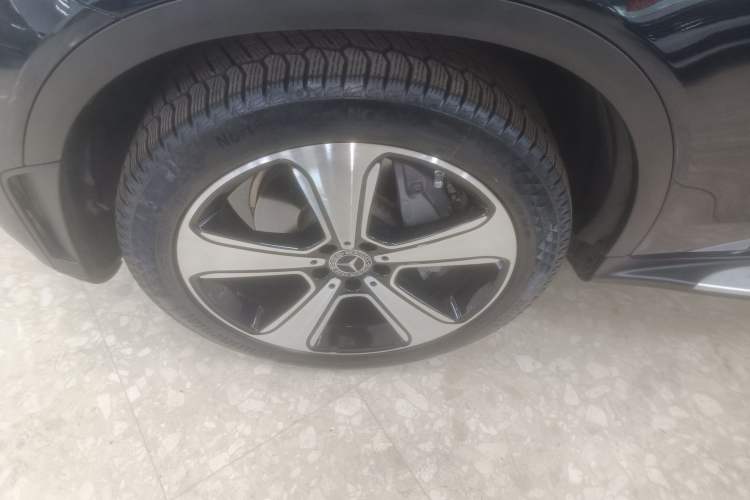 Used Mercedes-Benz GLC 2022 Refreshed GLC 300 L 4MATIC Dynamic Edition Prestige Version Left Front Wheel Hub