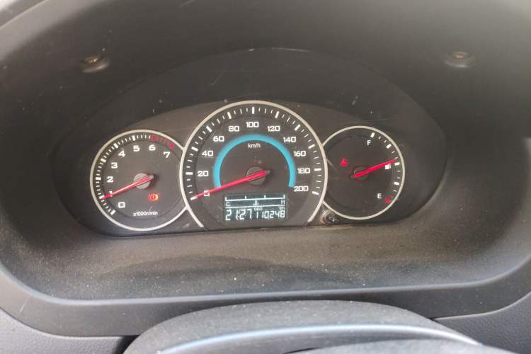 Used Wuling Rongguang V 2016 1.5L Practical Version Instrument Cluster