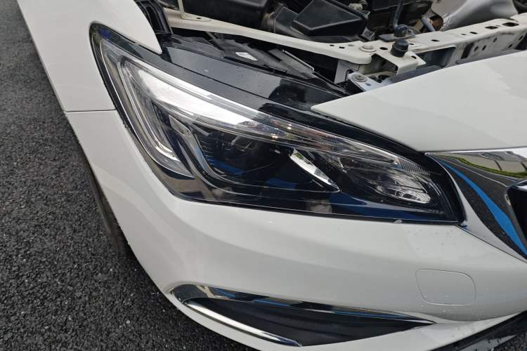 Used Buick Verano 2019 Sedan 15S Automatic Leading Model
