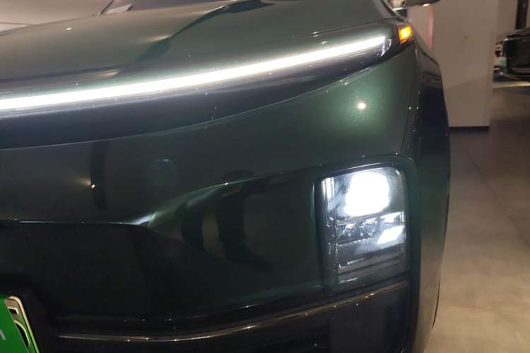 Used Li Auto L8 2023 Pro Model