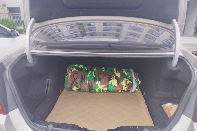 Used BMW 5 Series 2011 523Li Luxury Model