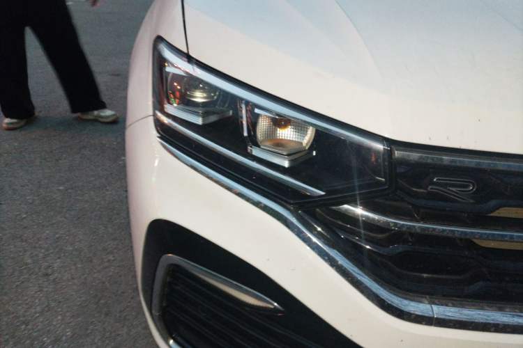 Used Volkswagen Tayron X 2020 330TSI Two-Wheel Drive Luxury Smart Connectivity Version
