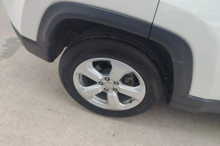 Used Jeep Compass 2017 200T Automatic Family Edition