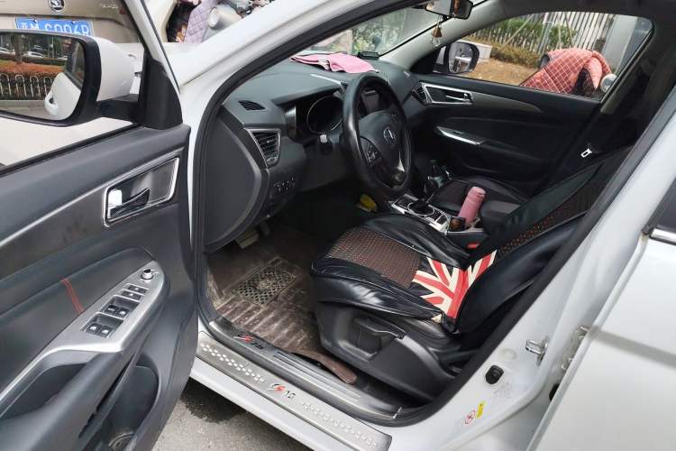 Used CHANGAN CS75 2016 1.8T Automatic Elite Model China V Standard Driver Seat