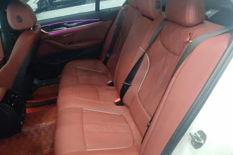 Used BMW 5 Series 2022 Restyled 525Li M Sport Package
