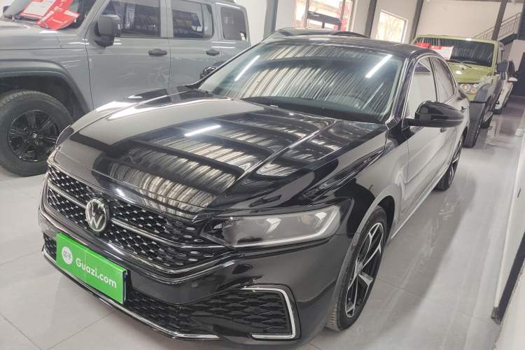 Used Volkswagen Passat 2024 330TSI Starry Elite Edition