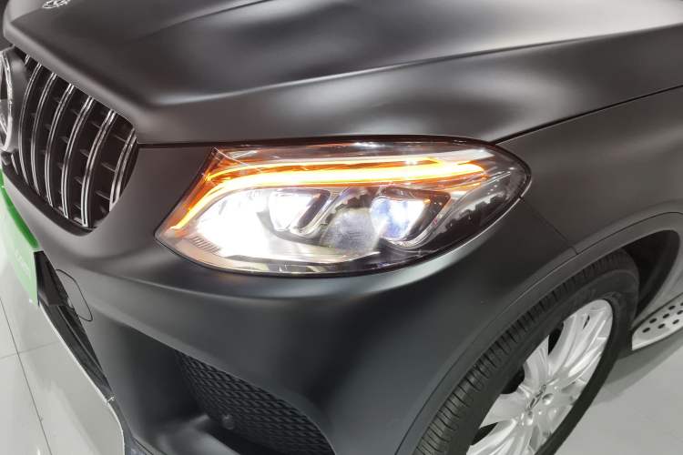 Used Mercedes-Benz GLE Coupe 2017 GLE 320 4MATIC Coupe SUV
