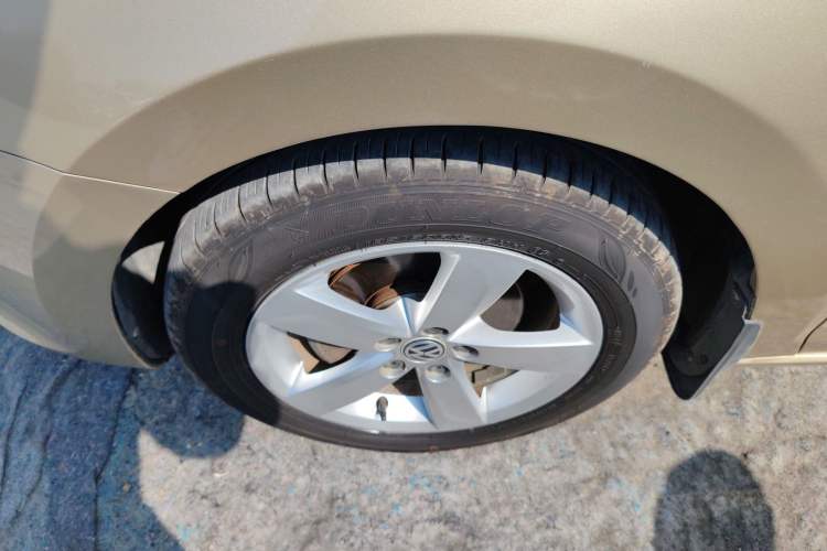 Used Volkswagen Santana 2015 1.6L Automatic Comfort Edition
