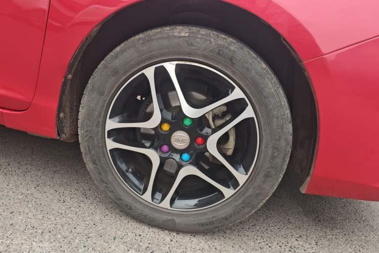 Used BYD G5 2014 1.5TI Manual Luxury Edition