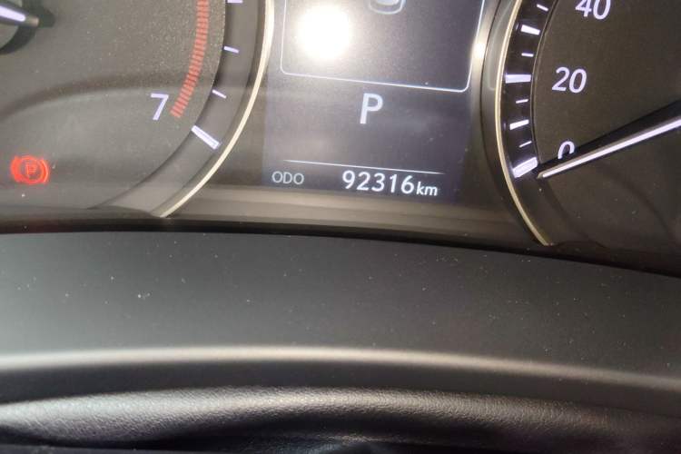 Used Lexus RX 2016 300 Two-Wheel Drive Comfort Edition China V Standard Odometer Close Up