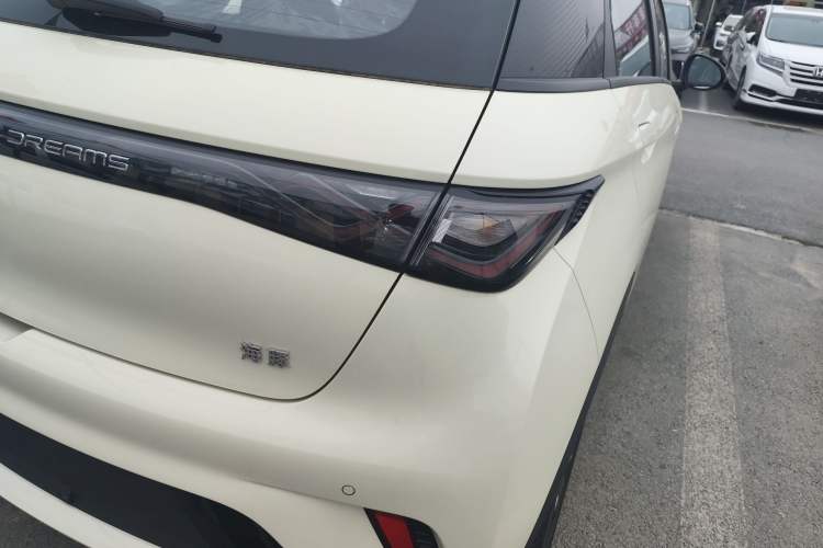 Used BYD Dolphin 2025 420km Free Edition
