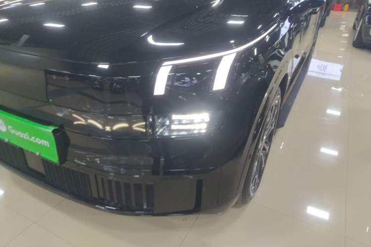 Used Lynk & Co 900 2025 1.5T Ultra
