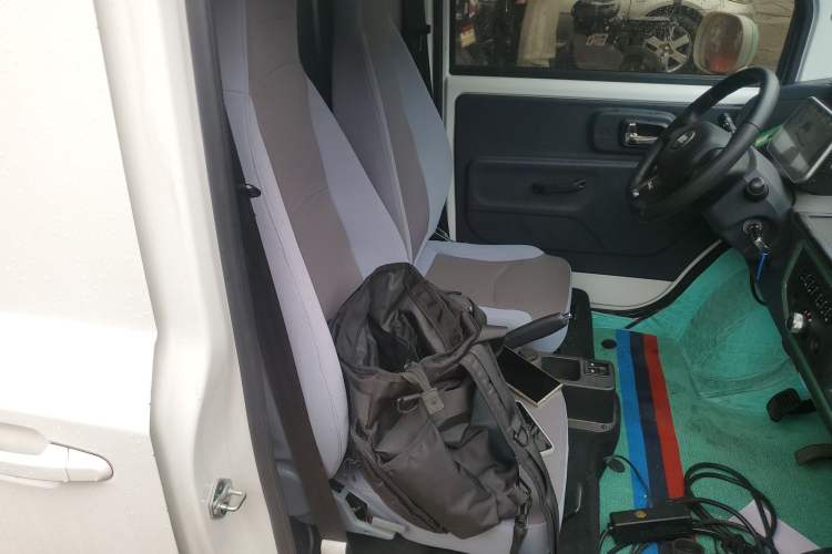 Used Chengshi 01 2021 Wealth Edition + 3.3KW Air Conditioner Single-Row Enclosed Van Two-Seater Dual Batteries Right Front Seat