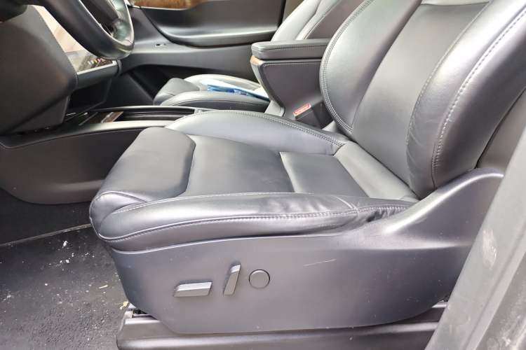 Used Tesla Model X 2019 Long-Range Version
