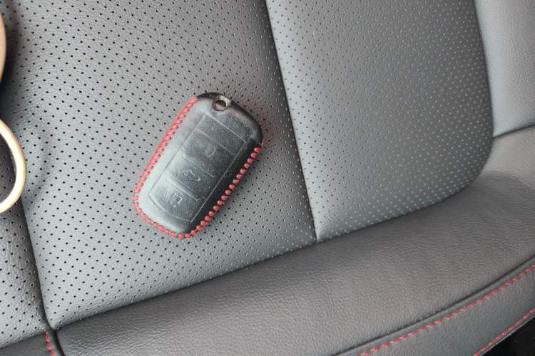 Used Changan CS75 2016 1.8T Automatic Elite Model China V Standard
