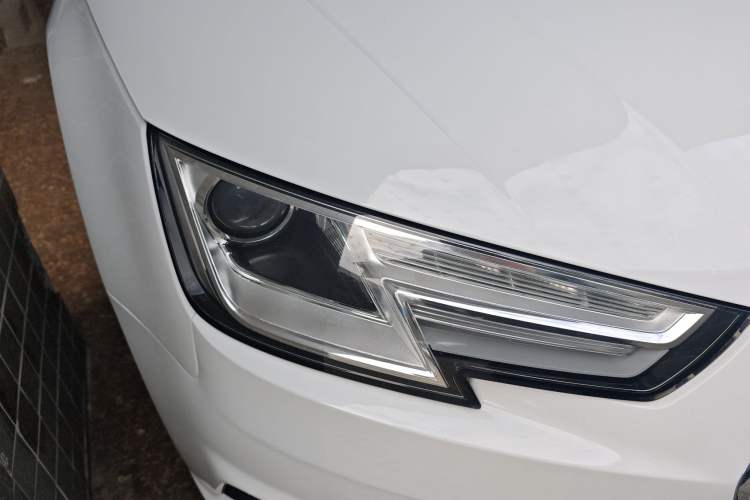 Used Audi A4L 2017 40 TFSI Ambition Edition