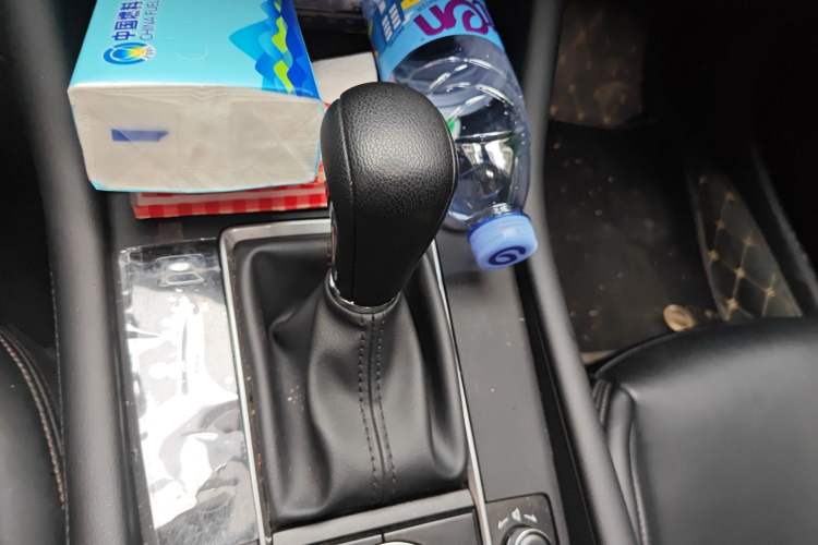 Used Mazda 3 Axela 2022 2.0L Automatic Zhiqing Edition Gear Lever