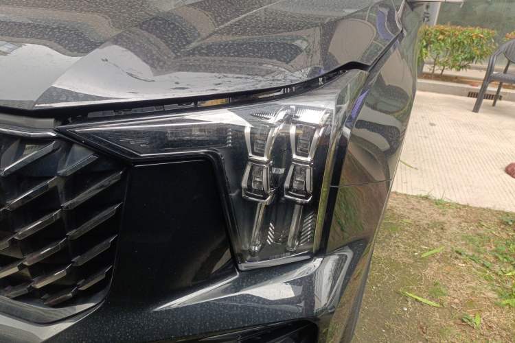 Used GAC Trumpchi GS8 2022 Flagship Series 2.0 TGDI Two-Wheel-Drive Prestige Edition (7 Seats)
