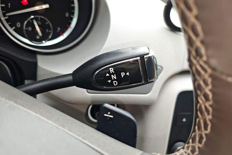 Used Mercedes-Benz R-Class  Gear Lever