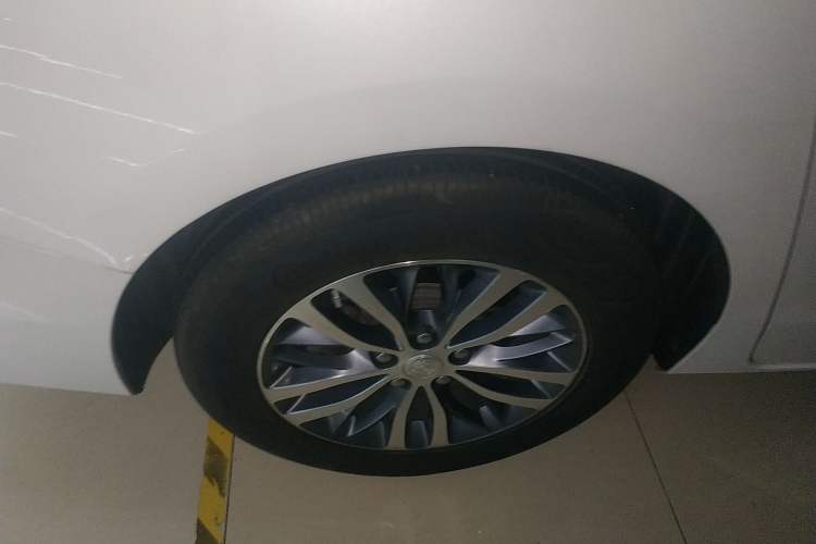 Used Buick GL8 2021 ES Landtrek 653T Comfort Edition
