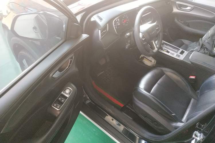 Used Roewe RX5 2020 PLUS 300TGI Automatic Ali National Style Luxury Edition
