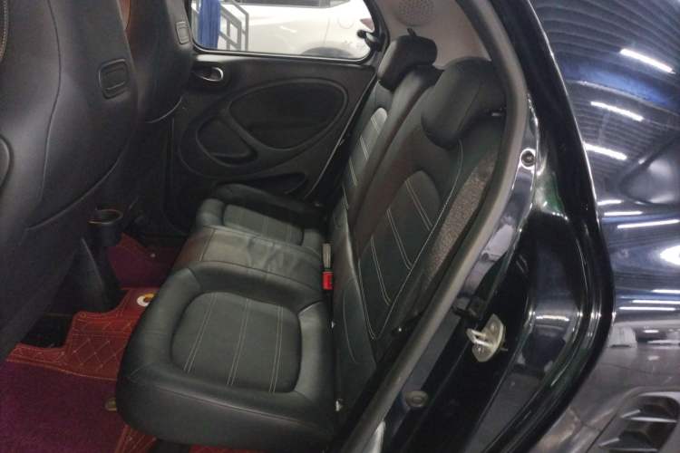 Used smart forfour 2016 0.9T 66 kW Pioneer Edition
