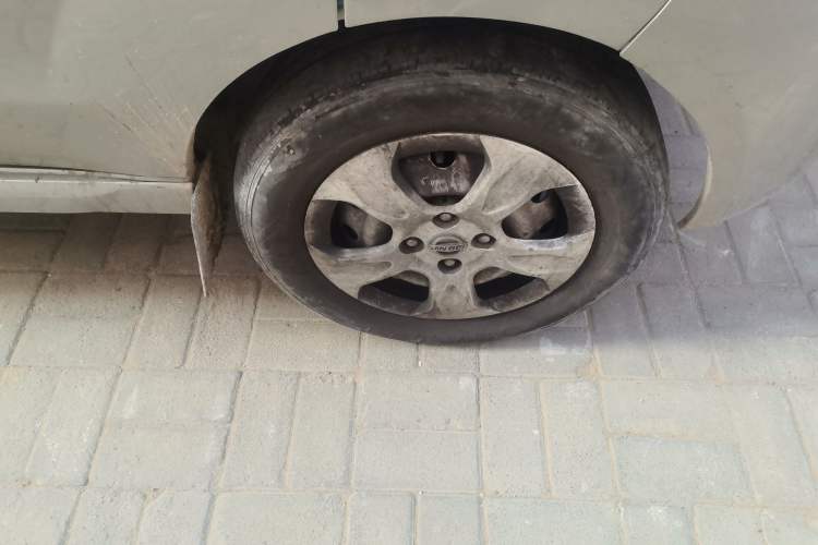 Used Jinbei New Hiace X30L 2022 1.5L Wealth Edition Air-Conditioning-Free Van China VI Standard SWC15M Right Front Wheel Hub