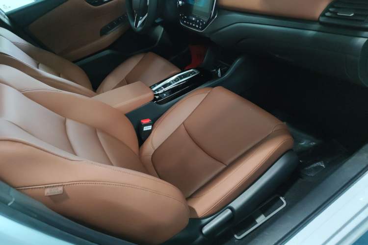 Used Honda Envix 2022 Lingpai Hybrid 1.5L Jingyao Edition