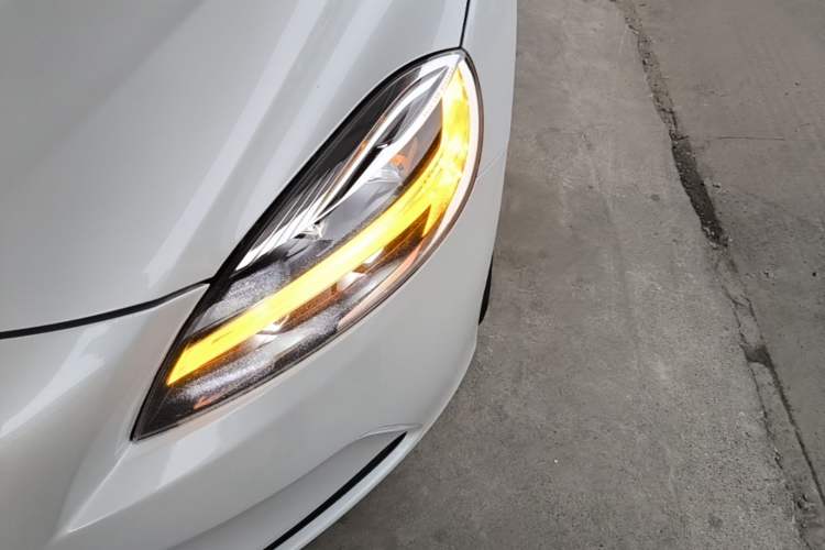 Used Volvo V40 2019 T3 Zhiyi Edition
