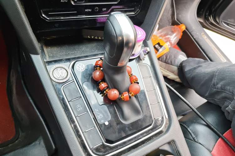 Used Volkswagen Magotan 2023 2 Million Units Limited Edition 330TSI DSG Leading Version