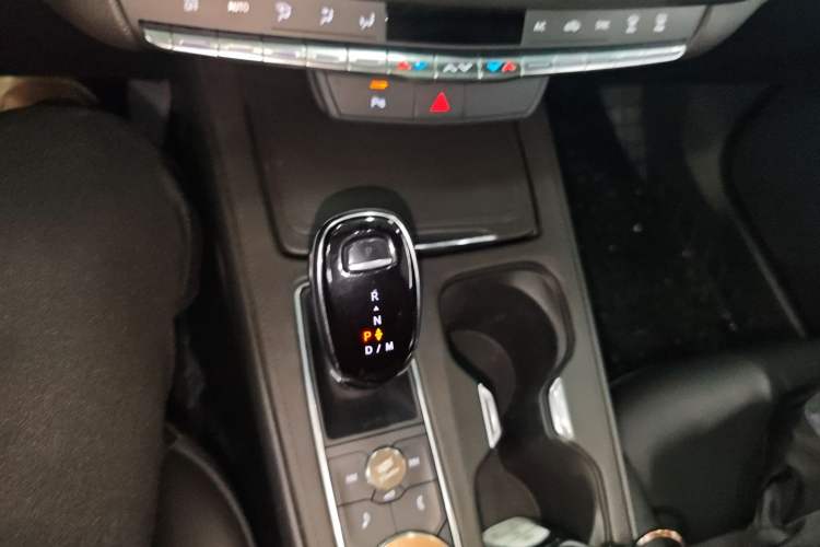 Used Cadillac XT4 2021 28T Two-Wheel Drive Tech Edition