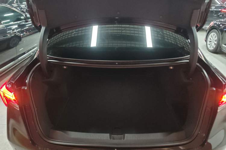 Used Buick LaCrosse 2023 28T Prestige Edition
