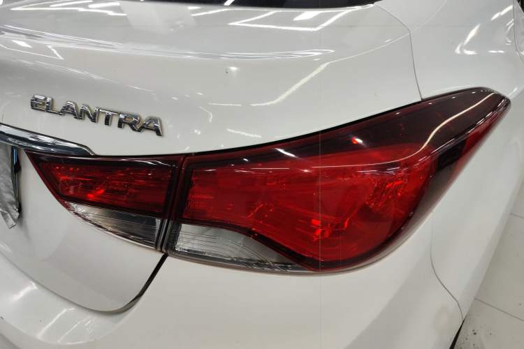 Used Hyundai Elantra (5th Generation / Langdong) 2016 1.6L Automatic Prestige Model