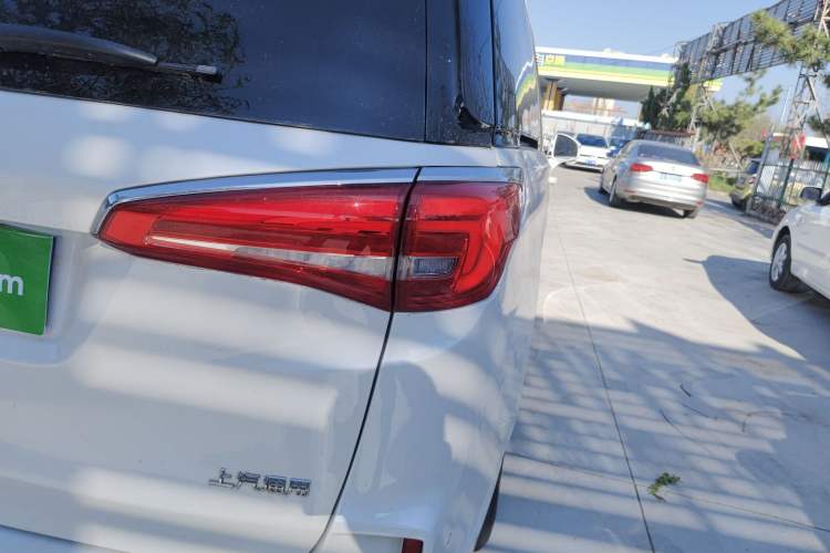 Used Buick GL8 2018 ES 28T Comfort Model China VI Standard