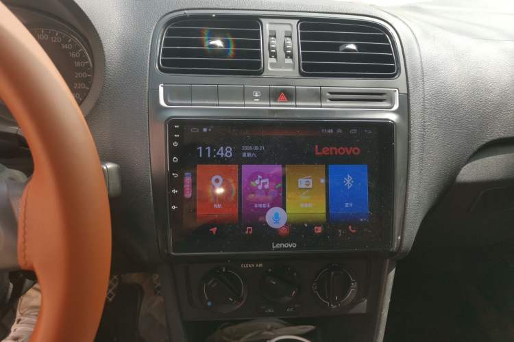 Used Volkswagen Polo 2016 1.4L Manual Fashion Model