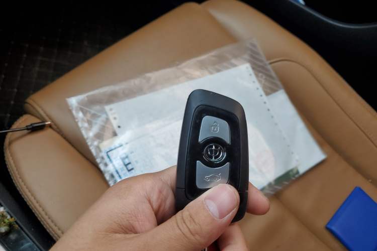 Used Brilliance V5 2016 1.5T Automatic Two-Wheel Drive Smart Version Vehicle Key