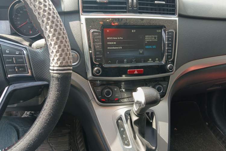 Used Haval M6 2019 1.5T DCT Two-Wheel Drive Elite Version China V Standard
