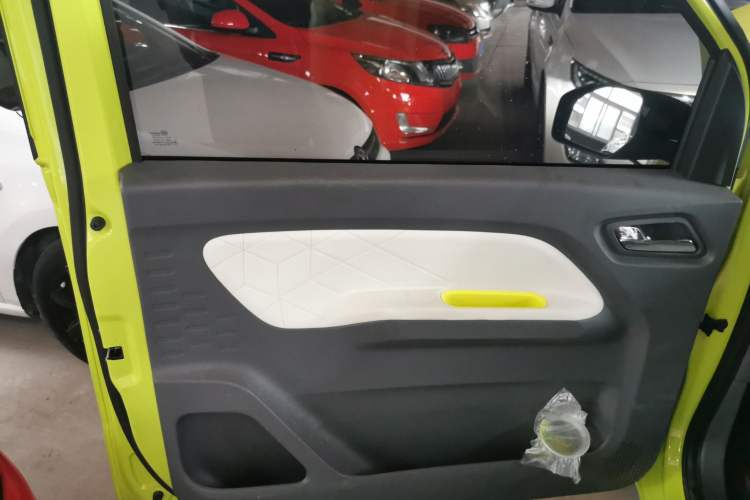 Used Wuling Hongguang MINIEV 2022 Macaron Colorful Edition Lithium-Ion Battery